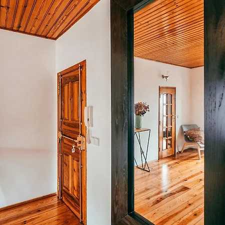 Apolonia Train Spot By Gt House Daire Lisboa