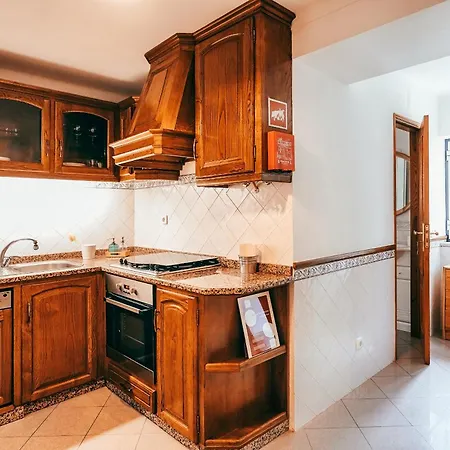 Apolonia Train Spot By Gt House *