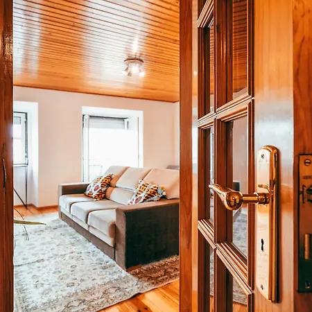 Apolónia Train Spot *